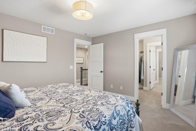 7727 Prairie Grass Pass, Prior Lake, MN 55372