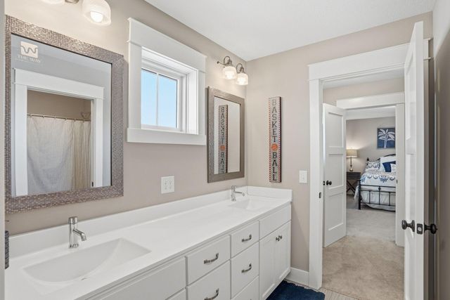 7727 Prairie Grass Pass, Prior Lake, MN 55372