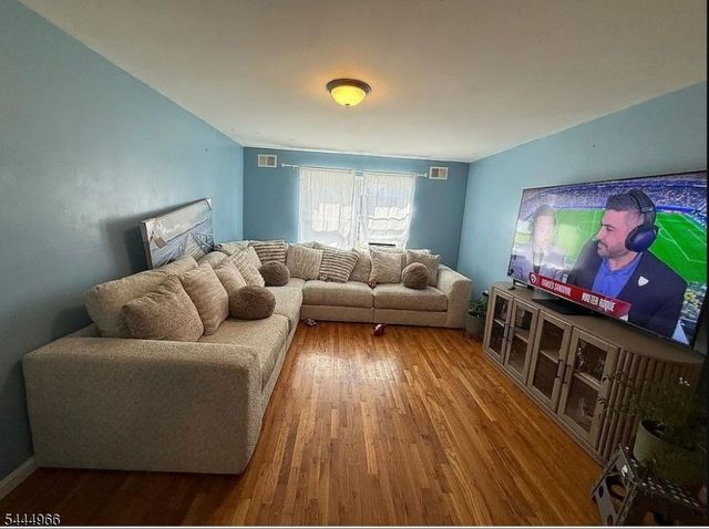 480 S 17Th St, Newark City, NJ 07103