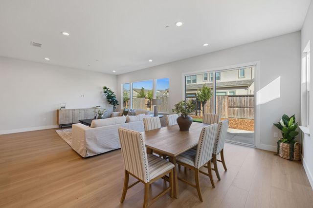 3087 Wisteria Drive, Lodi, CA 95242