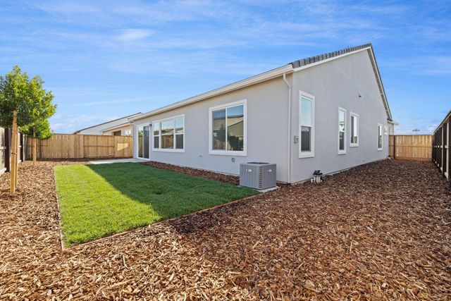 3087 Wisteria Drive, Lodi, CA 95242