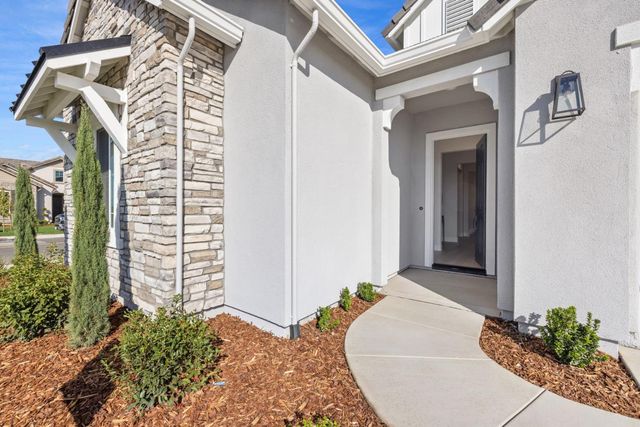 3087 Wisteria Drive, Lodi, CA 95242