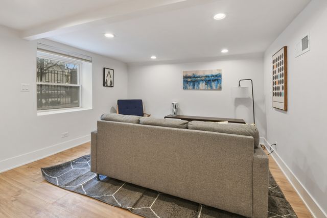 529 N Wood Street, Chicago, IL 60622