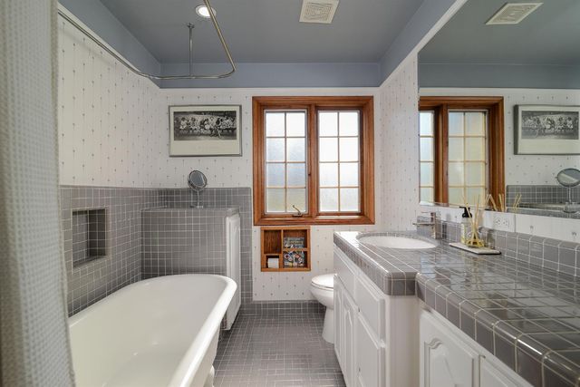 3309 Brookwood Rd, Sacramento, CA 95821