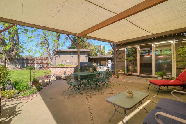 3309 Brookwood Rd, Sacramento, CA 95821