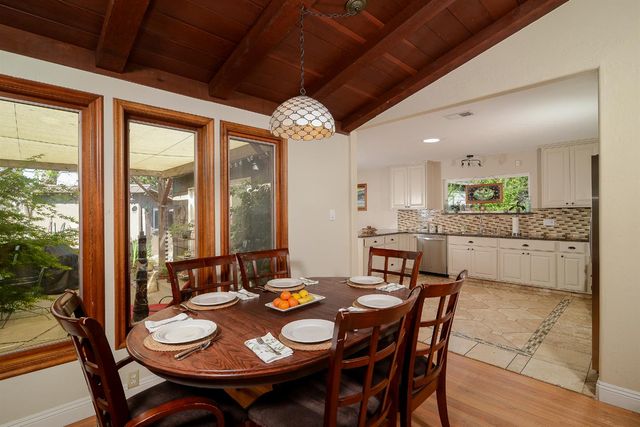 3309 Brookwood Rd, Sacramento, CA 95821