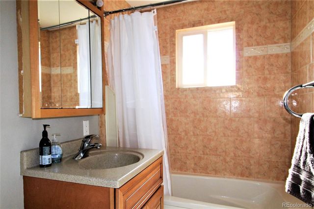 2513 W 74th Avenue, Westminster, CO 80030