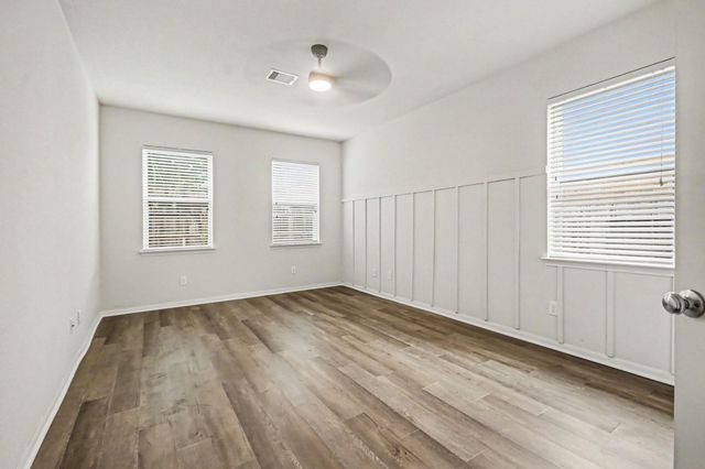 1439 Barras Street, Alvin, TX 77511