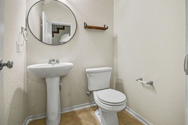 1439 Barras Street, Alvin, TX 77511