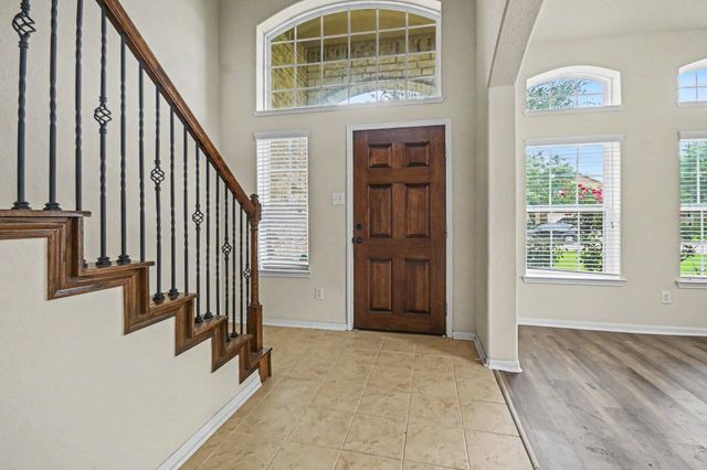 1439 Barras Street, Alvin, TX 77511
