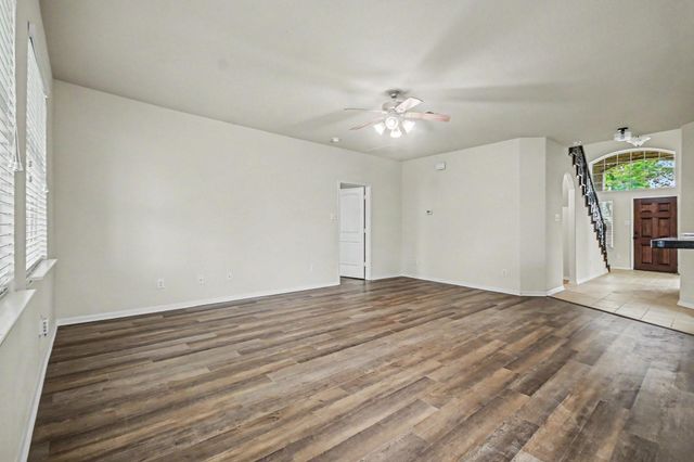 1439 Barras Street, Alvin, TX 77511