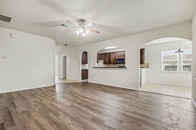 1439 Barras Street, Alvin, TX 77511