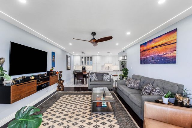 2121 N Ocean Boulevard 1704e, Boca Raton, FL 33431