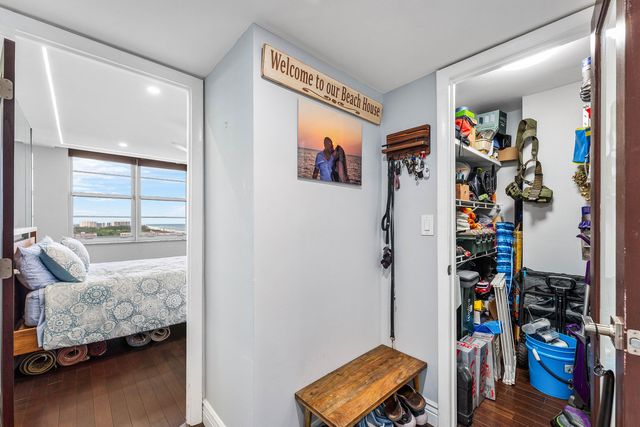 2121 N Ocean Boulevard 1704e, Boca Raton, FL 33431