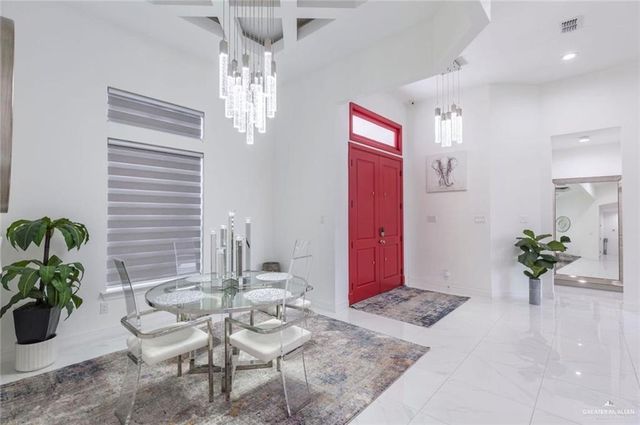 407 W Carmel Avenue, Pharr, TX 78577