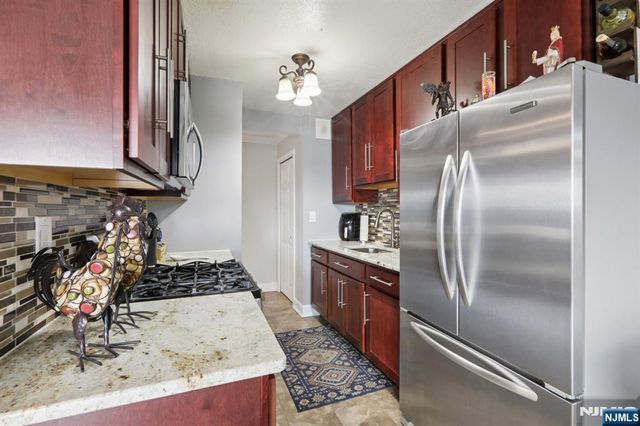 150 Overlook Avenue 7F, Hackensack, NJ 07601