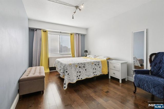 150 Overlook Avenue 7F, Hackensack, NJ 07601