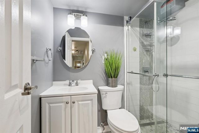 150 Overlook Avenue 7F, Hackensack, NJ 07601