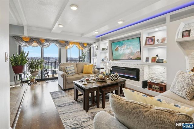 150 Overlook Avenue 7F, Hackensack, NJ 07601