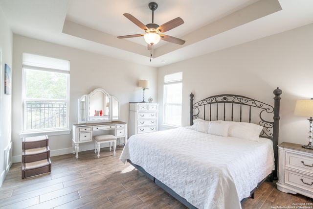 1587 Lakeshore Dr, Canyon Lake, TX 78133