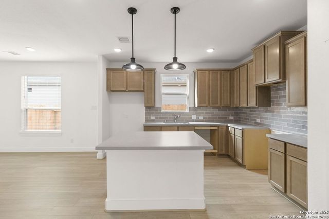 5727 Marble Falls, Converse, TX 78244