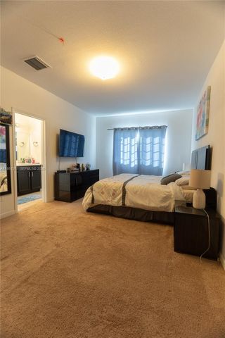 3542 NW 29th Ct, Lauderdale Lakes, FL 33311