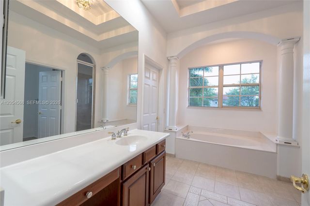 11213 NW 71st Terrace, Doral, FL 33178