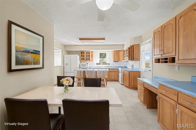 3652 Rosant Court, Florissant, MO 63034