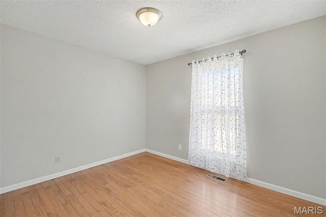 3652 Rosant Court, Florissant, MO 63034