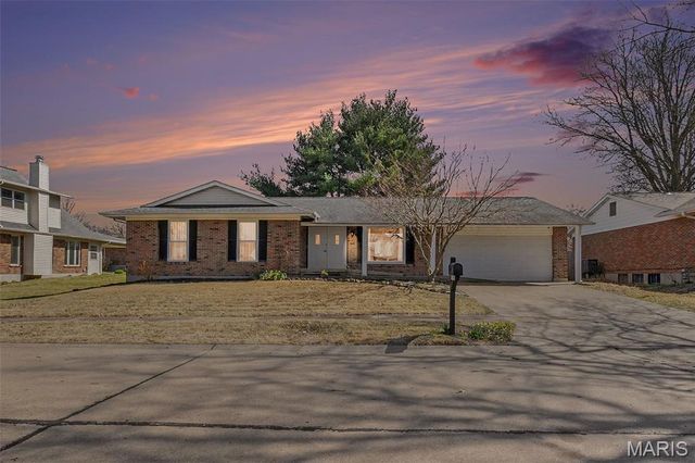 3652 Rosant Court, Florissant, MO 63034