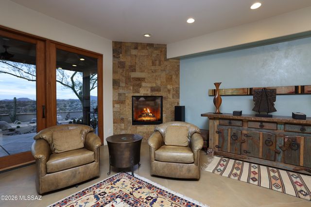 5165 W Paseo Del Campo, Tucson, AZ 85745