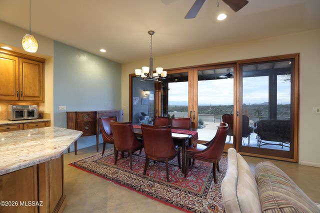 5165 W Paseo Del Campo, Tucson, AZ 85745