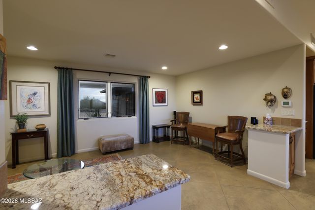 5165 W Paseo Del Campo, Tucson, AZ 85745