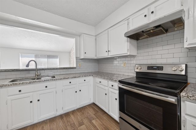 12115 Swan Creek Drive, Houston, TX 77065