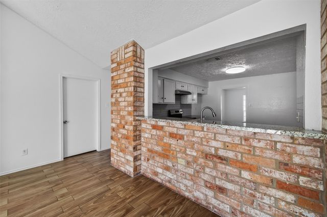 12115 Swan Creek Drive, Houston, TX 77065