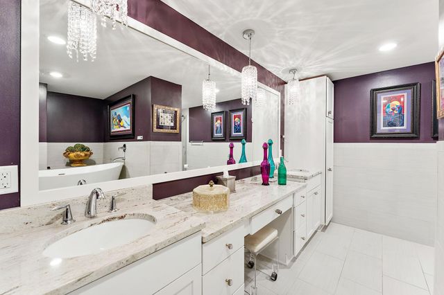 15 S 1st Street A1502, Minneapolis, MN 55401