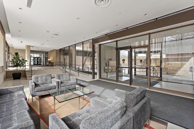 15 S 1st Street A1502, Minneapolis, MN 55401