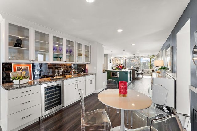 15 S 1st Street A1502, Minneapolis, MN 55401