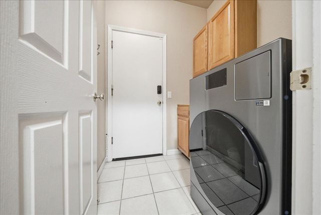 148 Clearwater Ct, Roseville, CA 95678