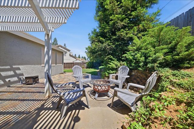 148 Clearwater Ct, Roseville, CA 95678