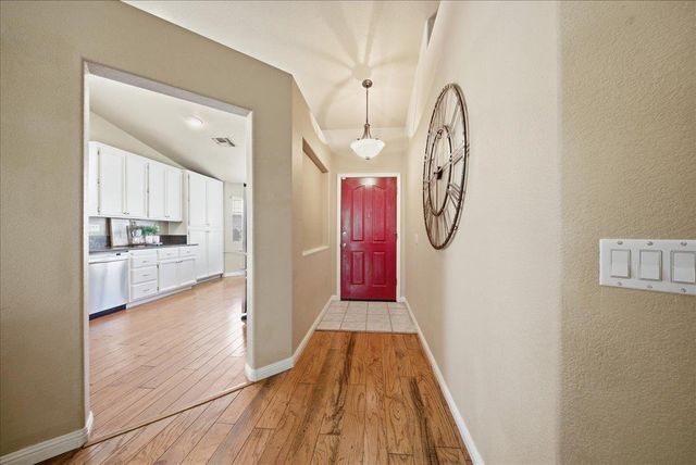 148 Clearwater Ct, Roseville, CA 95678