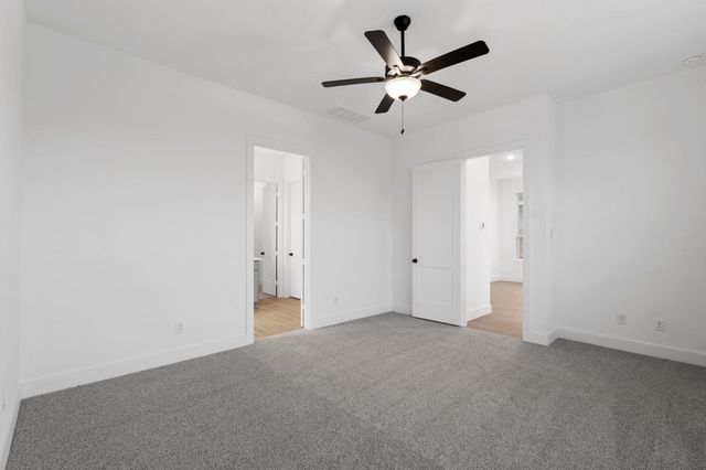 303 Cottontail Lane, Rosenberg, TX 77471