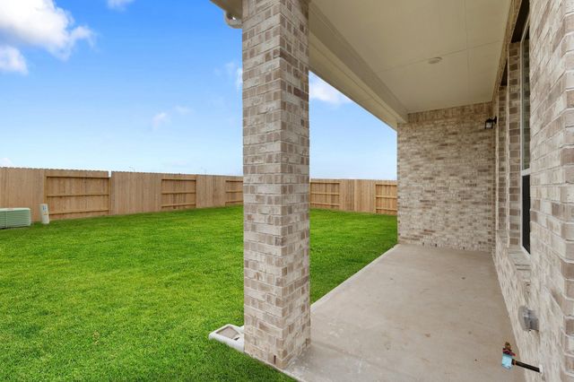 303 Cottontail Lane, Rosenberg, TX 77471