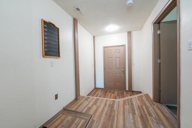 734 S Audrey Dr, El Dorado, KS 67042