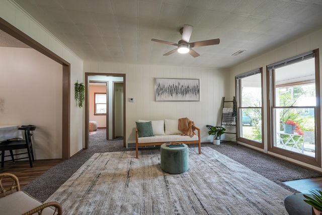 734 S Audrey Dr, El Dorado, KS 67042