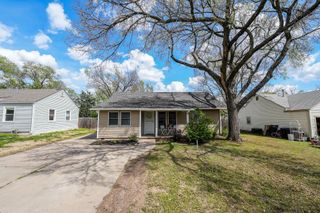 734 S Audrey Dr, El Dorado, KS 67042