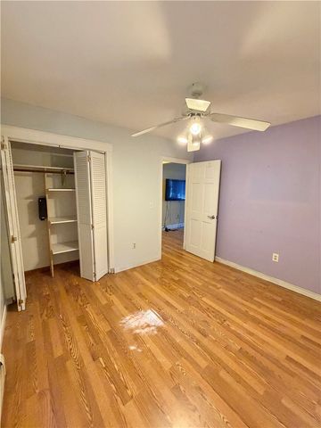 11 Pawtucket Avenue, Bristol, RI 02809