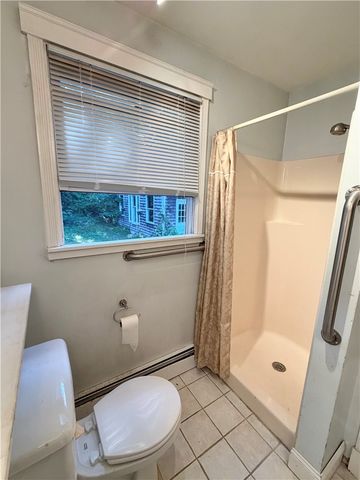 11 Pawtucket Avenue, Bristol, RI 02809