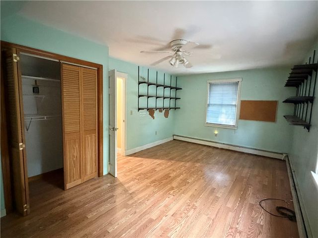 11 Pawtucket Avenue, Bristol, RI 02809