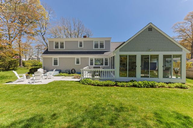 2 Saint Andrews Way, South Yarmouth, MA 02664